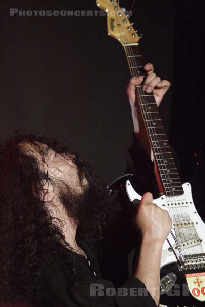 ACID MOTHERS TEMPLE - 2005-07-02 - SAINT OUEN - Mains d'Oeuvres - 